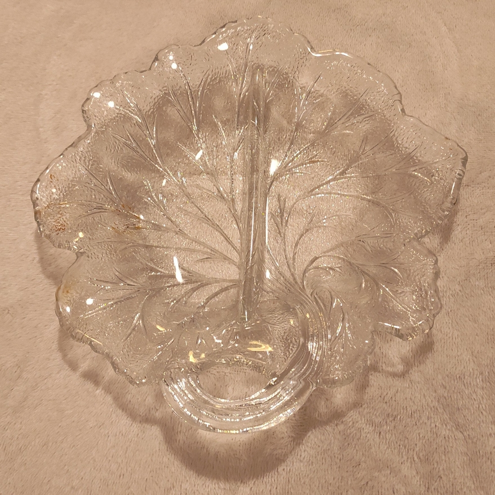 Vintage Indiana Glass Co. Clear Glass Leaf Dish